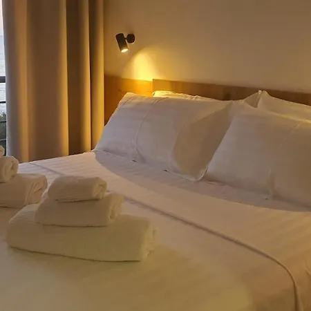 Apartment Beachfront Terrace Sarande