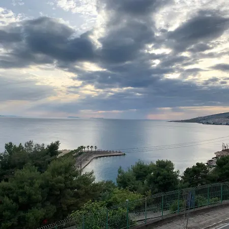 Beachfront Terrace Lägenhet Sarandë
